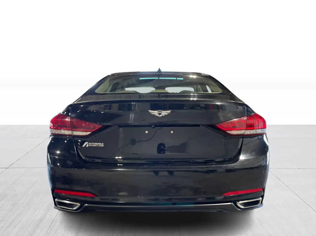Hyundai Genesis снимка Hyundai Genesis