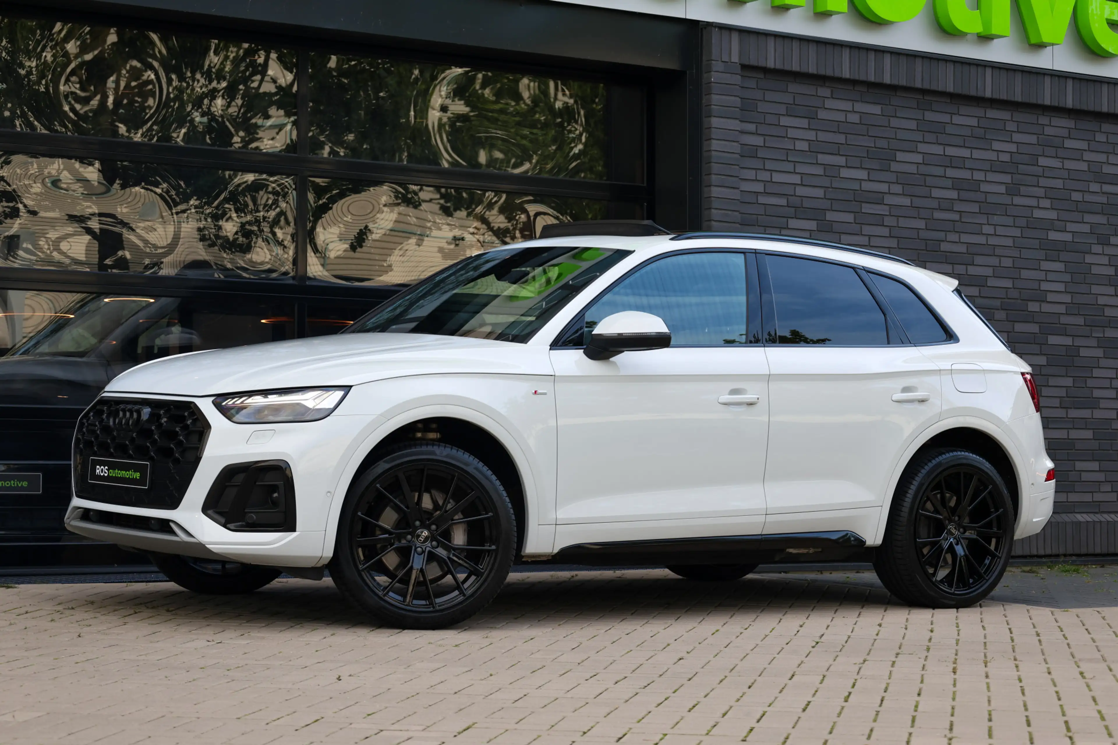 Audi Q5 50 TFSI e S edition | BTW | SOH 89% | PANO | LEDER — photo 7