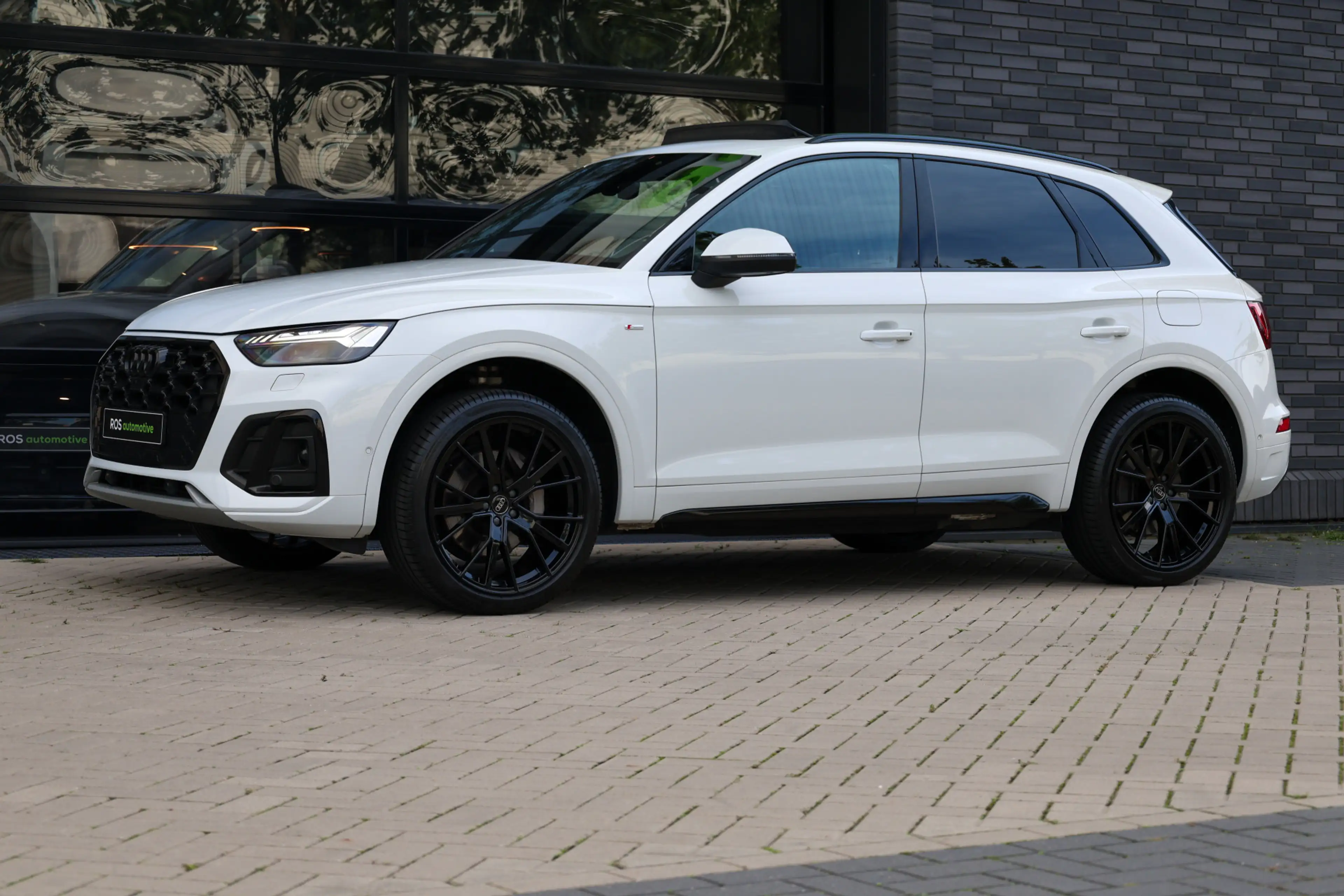 Audi Q5 50 TFSI e S edition | BTW | SOH 89% | PANO | LEDER — photo 9
