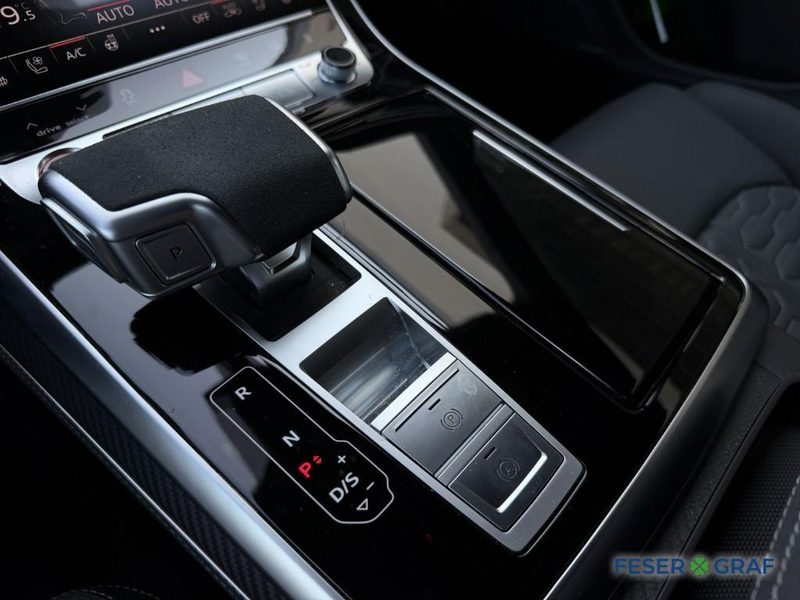 Audi RS Q8 SUV performance RS Q8 471 kW tiptr — photo 13