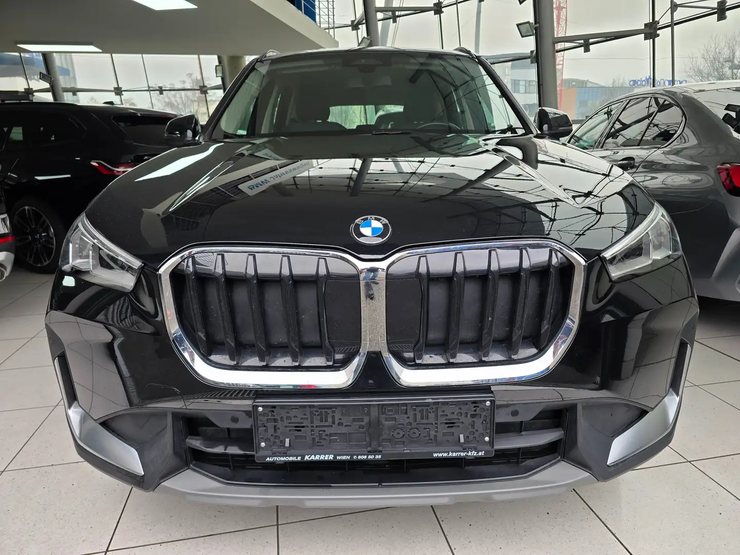 BMW X1 18d sDrive Anhängerkupplung/nur Autobahn km Schwarz - 2