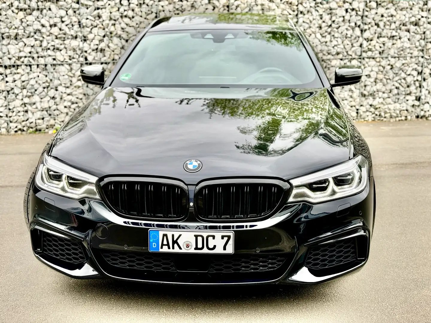 BMW M550 M550 d xDrive+Pano+Massage+AKH+HUD+VOLL Schwarz - 2