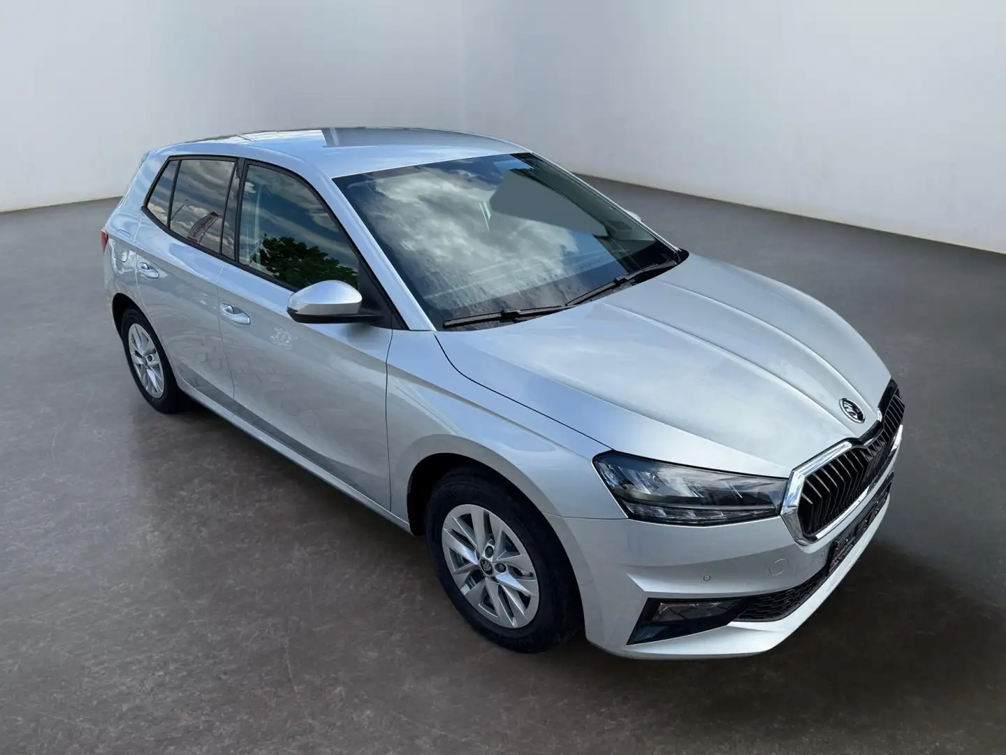 Skoda Fabia Drive Plus 1.0 TSI DSG 2ZKlim Kam ACC 2xPDC LED... Schwarz - 2