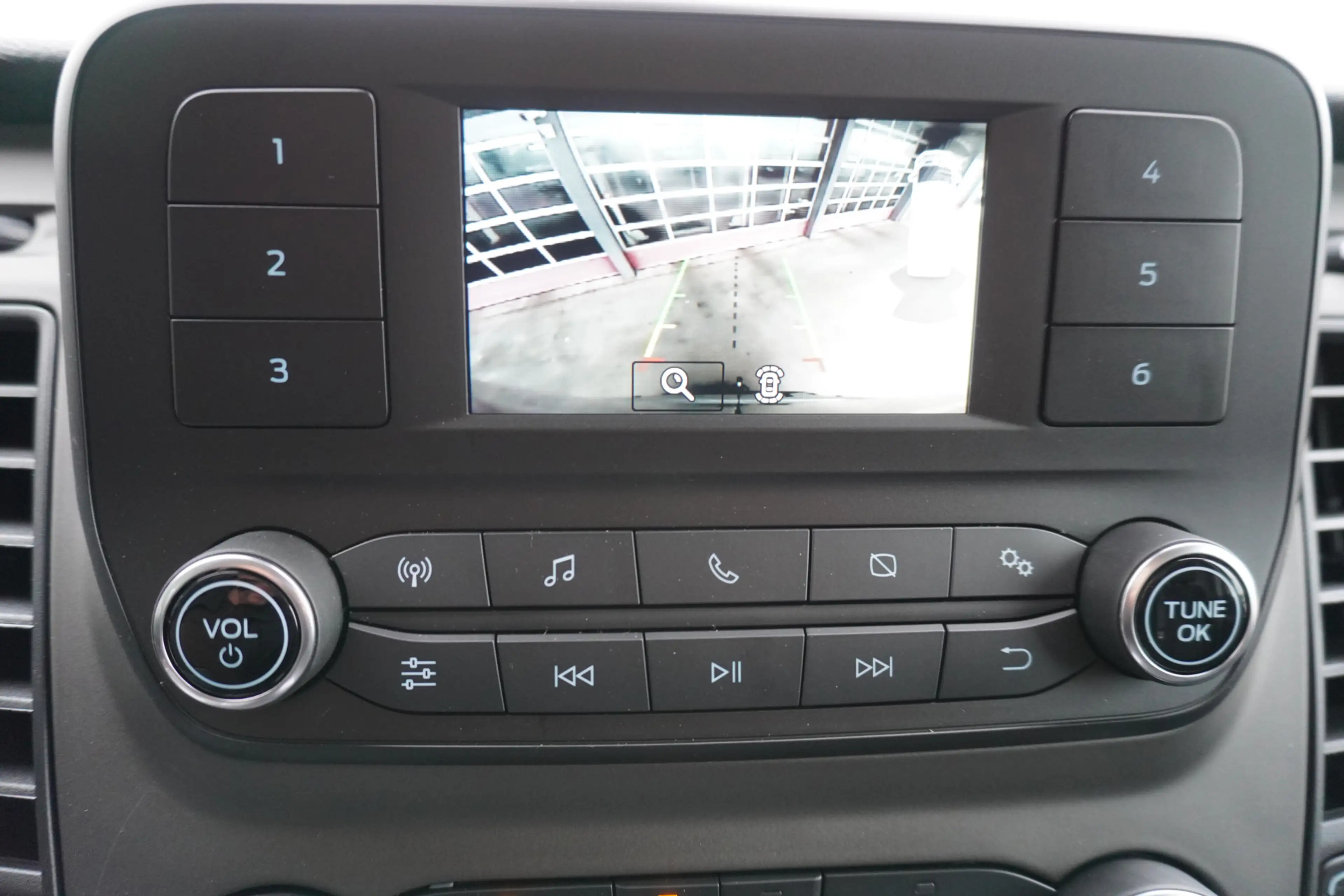 Ford Transit 350 2.0 TDCI L3H3 Trend Airco | Cruise | Camera | — photo 19