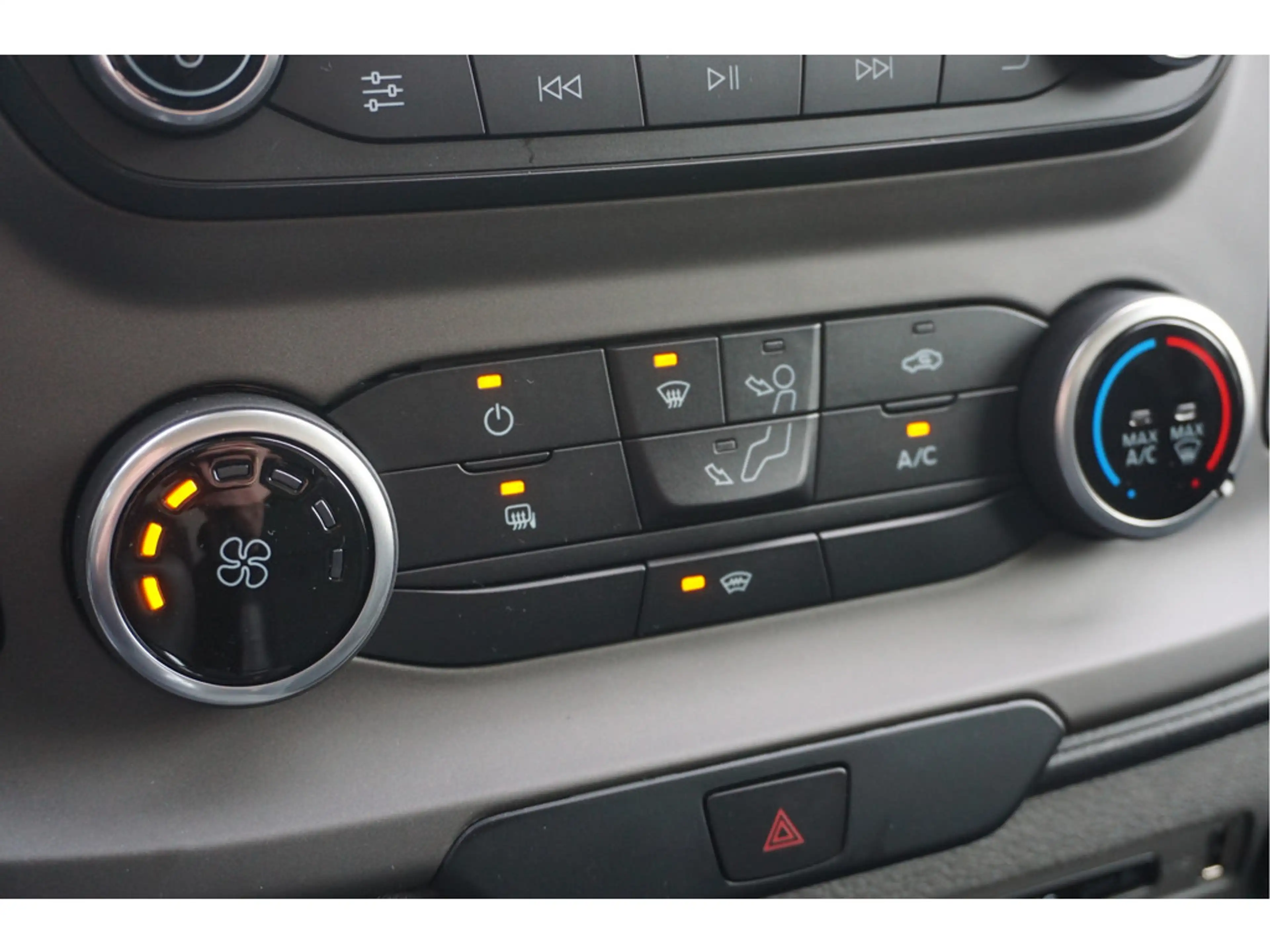 Ford Transit 350 2.0 TDCI L3H3 Trend Airco | Cruise | Camera | — photo 21