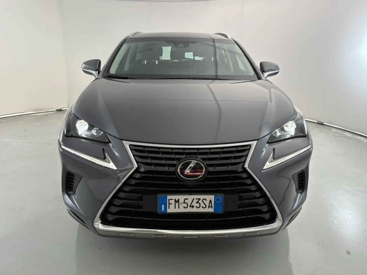 Lexus NX 300h 300 2.5 Hybrid Executive Argent - 2