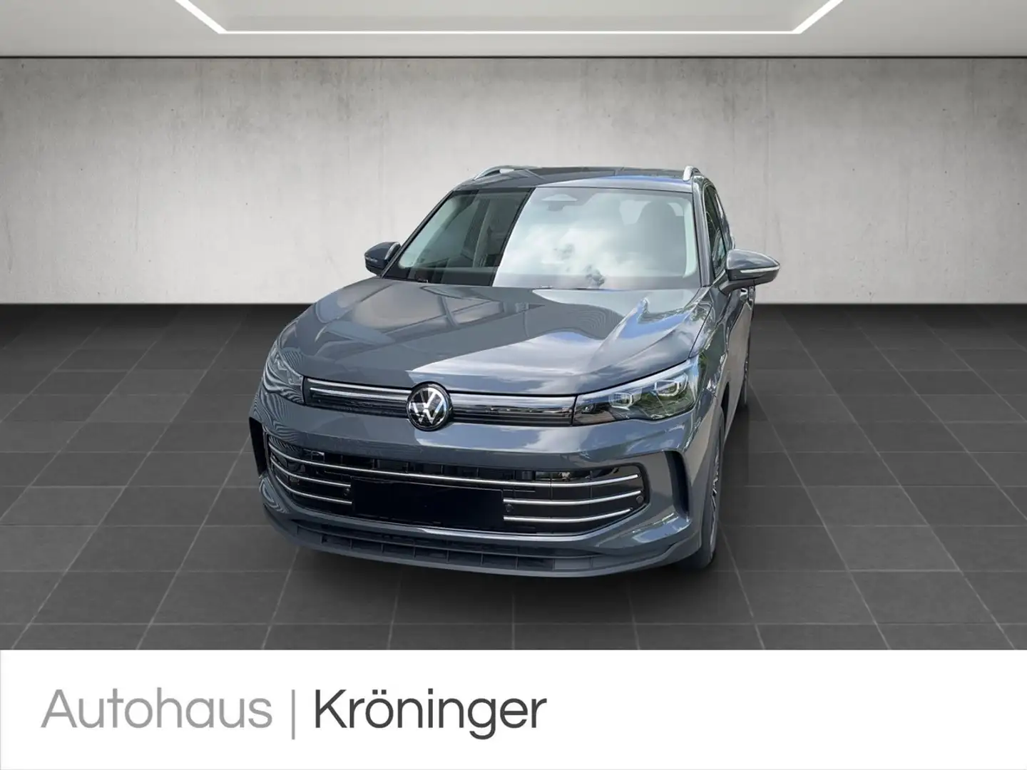 Volkswagen Tiguan Elegance 1.5 eTSI DSG AHK Infotainment Grau - 1