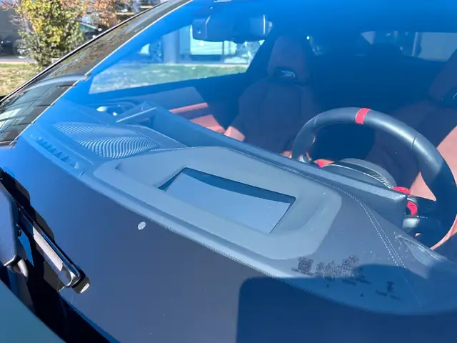 BMW M4 view 11