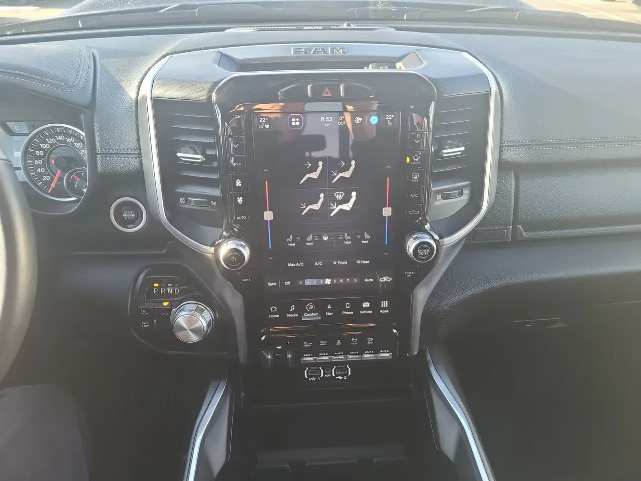 RAM 3500 снимка RAM 3500