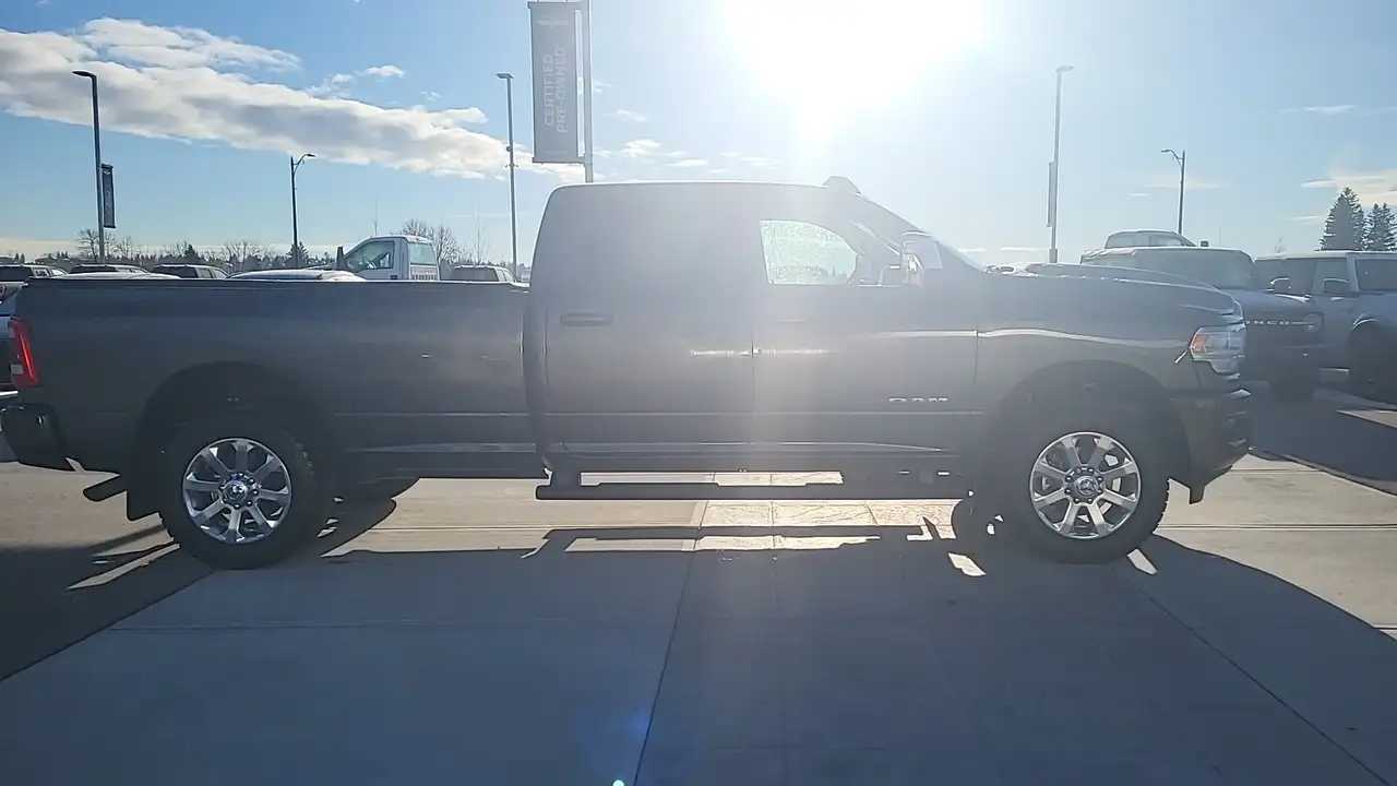 RAM 3500 снимка RAM 3500
