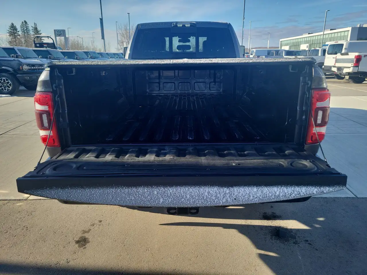 RAM 3500 снимка RAM 3500