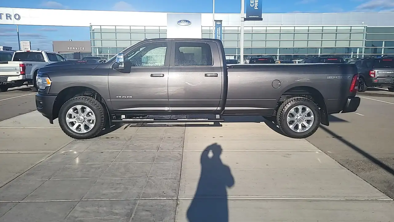 RAM 3500 снимка RAM 3500