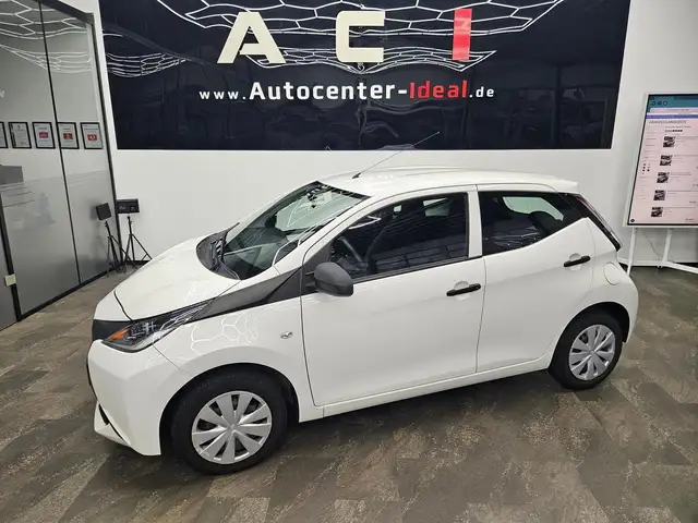 Toyota Aygo view 4