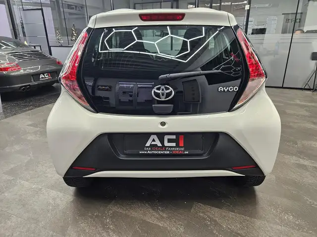 Toyota Aygo view 7