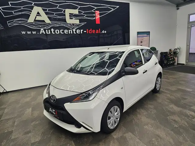 Toyota Aygo view 2