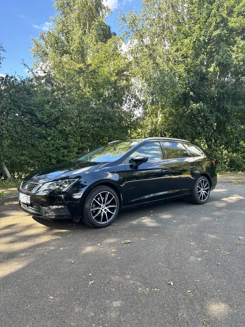 SEAT Leon ST 1.5 TSI ACT DSG OPF Xcellence R.Kamera, Allwett Schwarz - 1