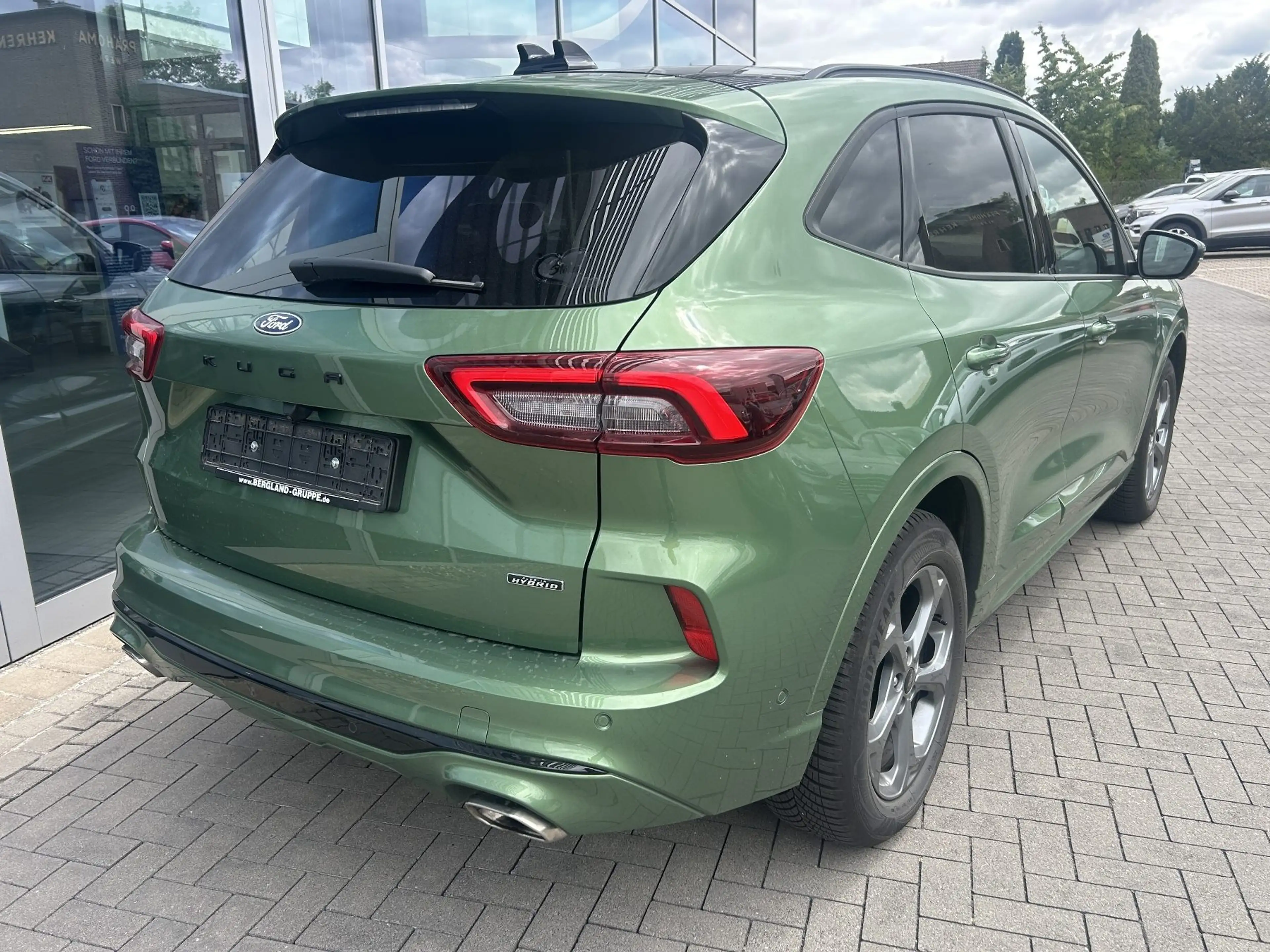 Ford Kuga 2.5 Duratec Plug-in-Hybrid PHEV ST-Line X X — photo 7