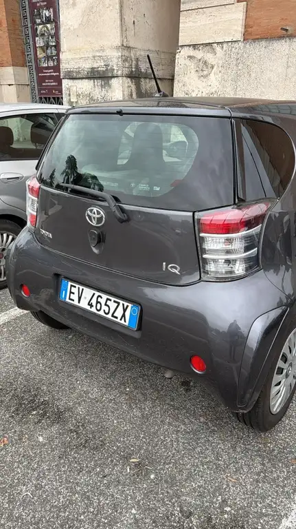 Toyota iQ 2014 из Европы — купить под ключ