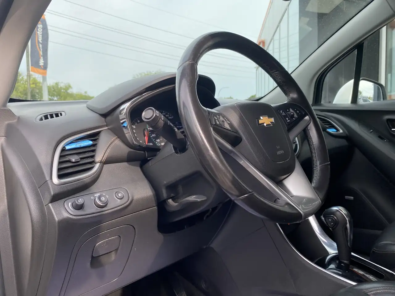 Chevrolet Trax снимка Chevrolet Trax
