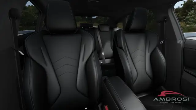 BMW 2 Series view 12