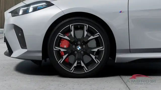 BMW 2 Series view 8