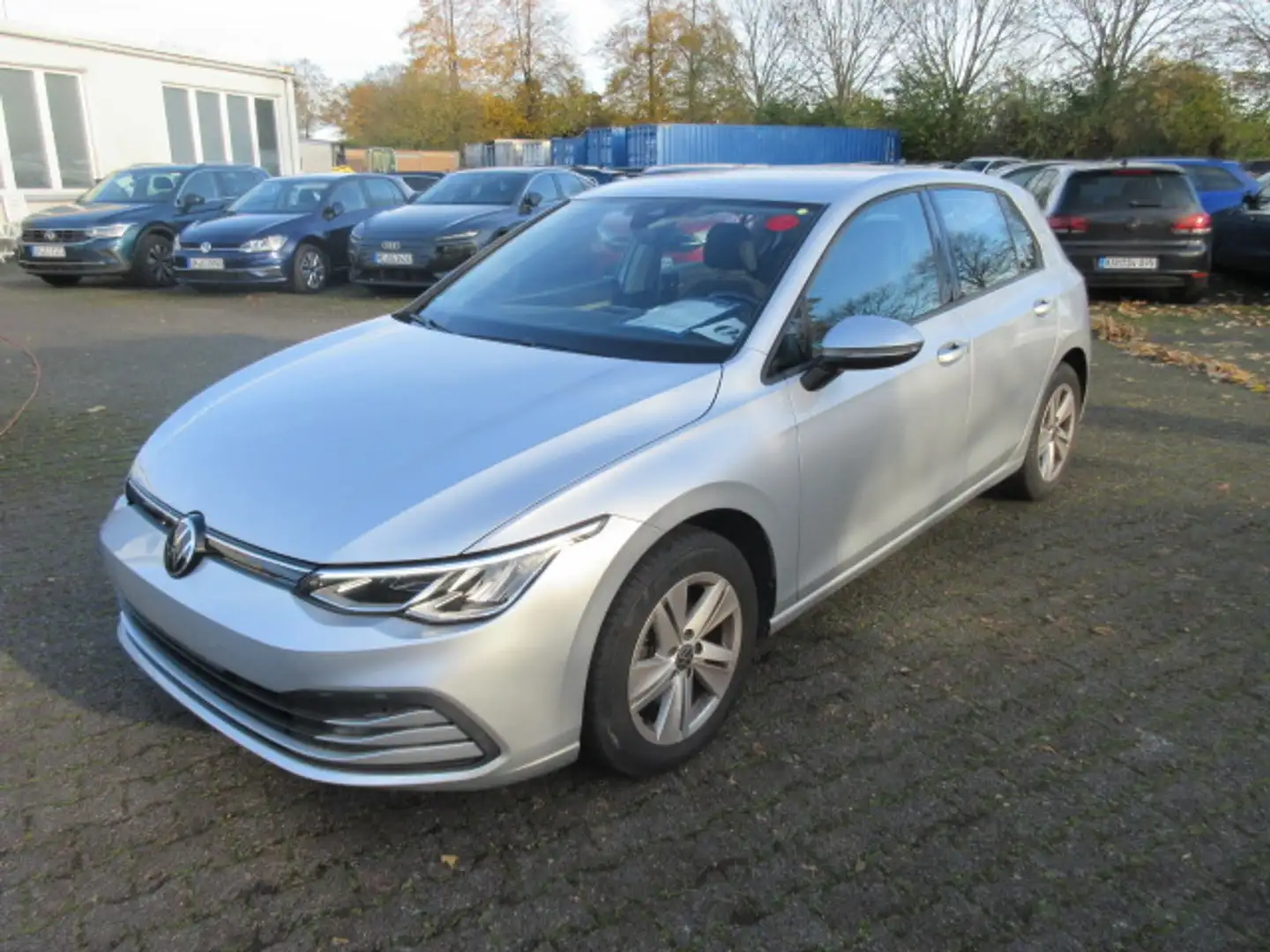 Volkswagen Golf Life 1.0 TSI NAVI ALU APS SITZHEIZUNG ACC LED CLIMATRONIC Silber - 1