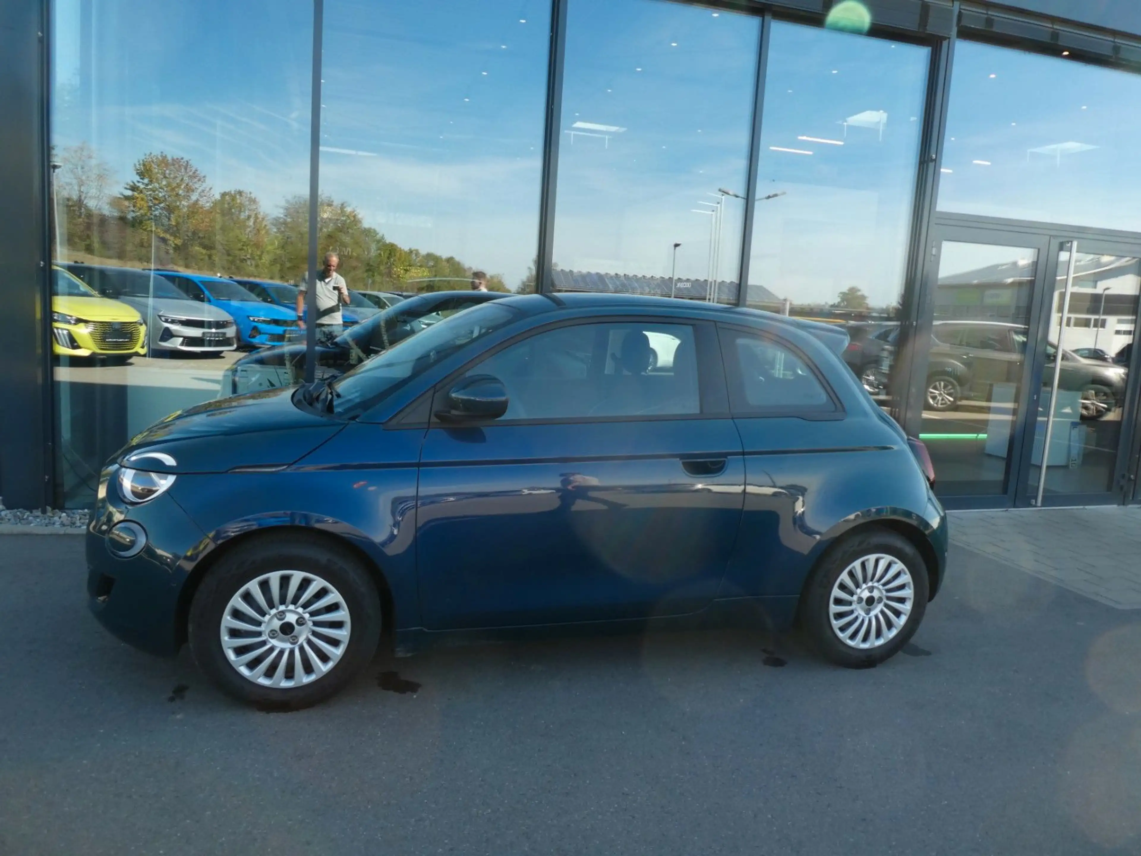 Fiat 500e 500 e Basis Klima, SHZ, PDC, Kamera — photo 2