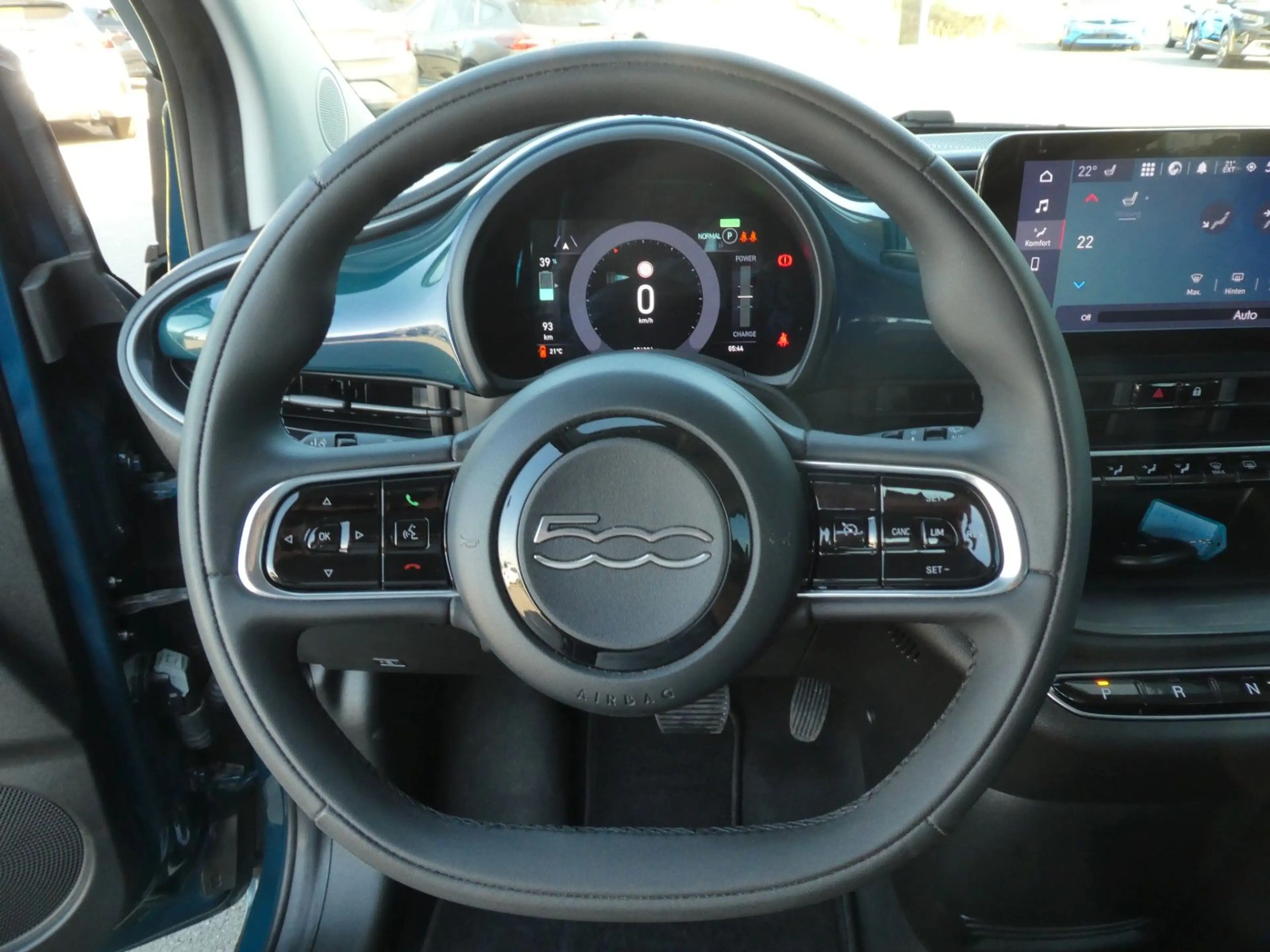 Fiat 500e 500 e Basis Klima, SHZ, PDC, Kamera — photo 14