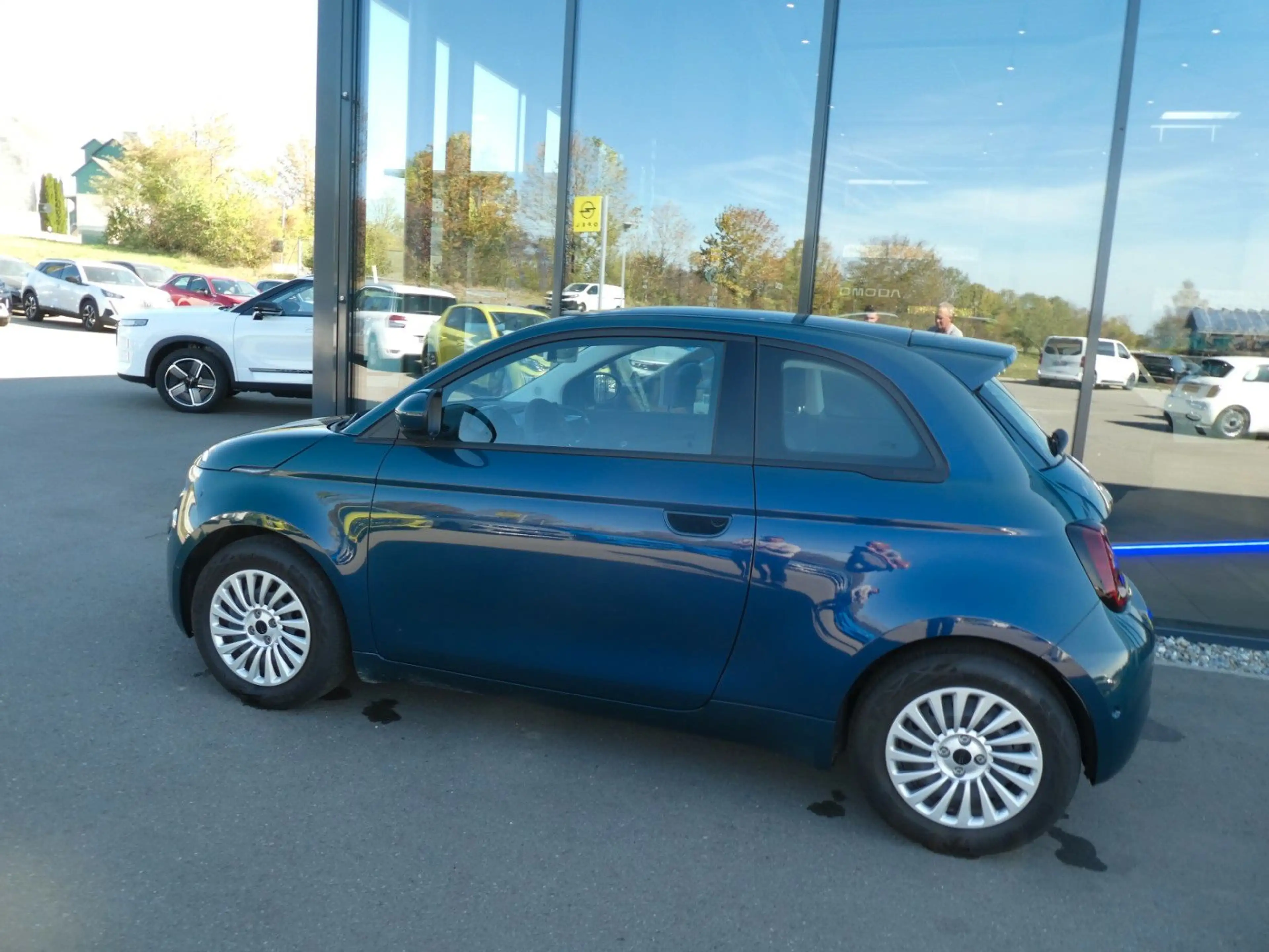 Fiat 500e 500 e Basis Klima, SHZ, PDC, Kamera — photo 4