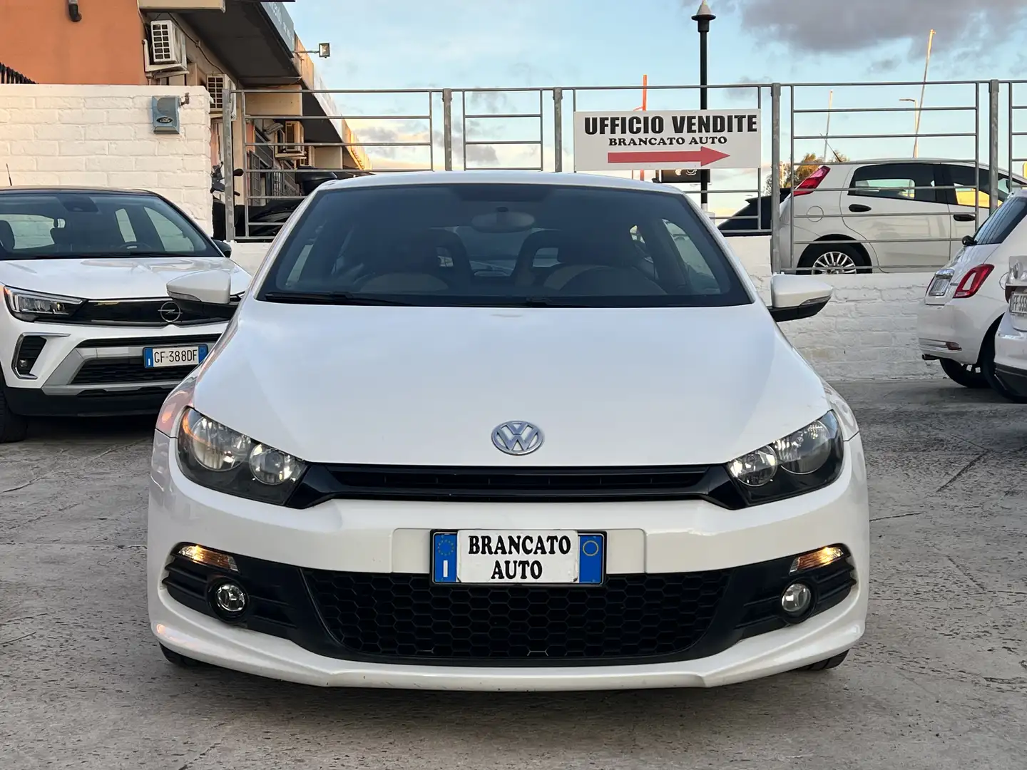 Volkswagen Scirocco 1.4 tsi 122cv R-line Bianco - 2