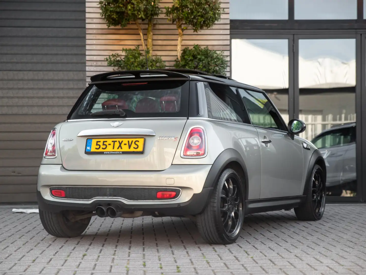 MINI Cooper S Mini 1.6 Chili Leer Pano Cruise Grijs - 2