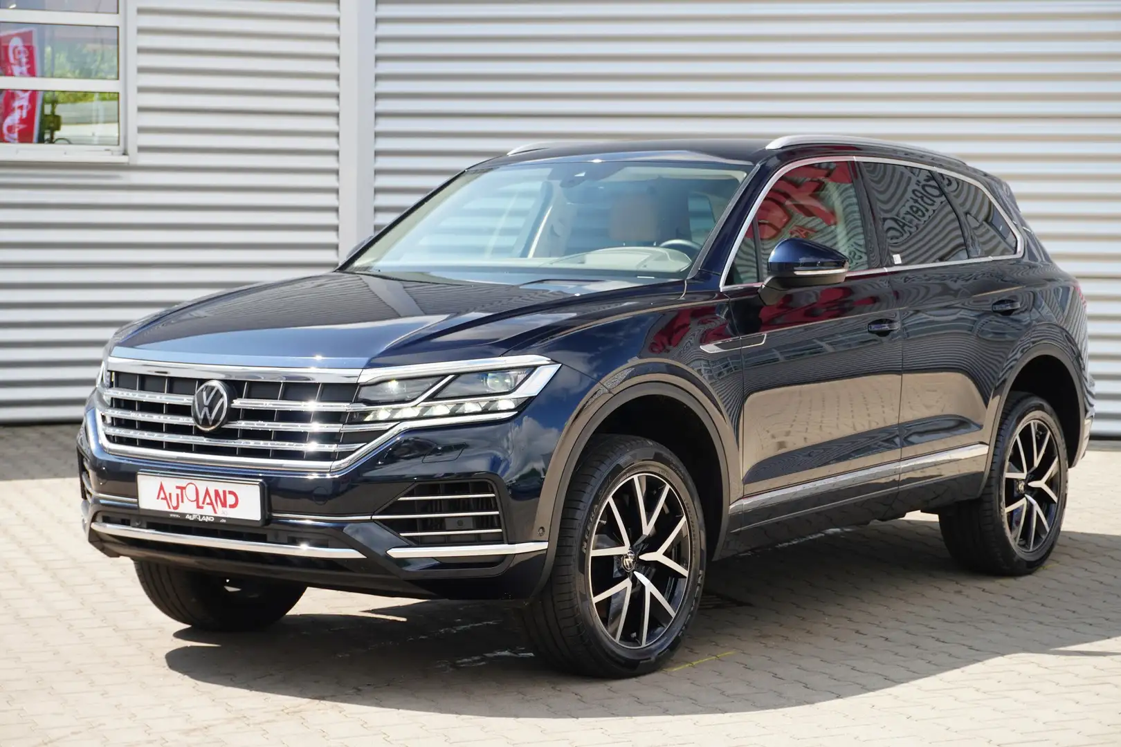 Volkswagen Touareg 3.0 V6 TSI Atmosphere 4Motion LED Navi Blau - 2