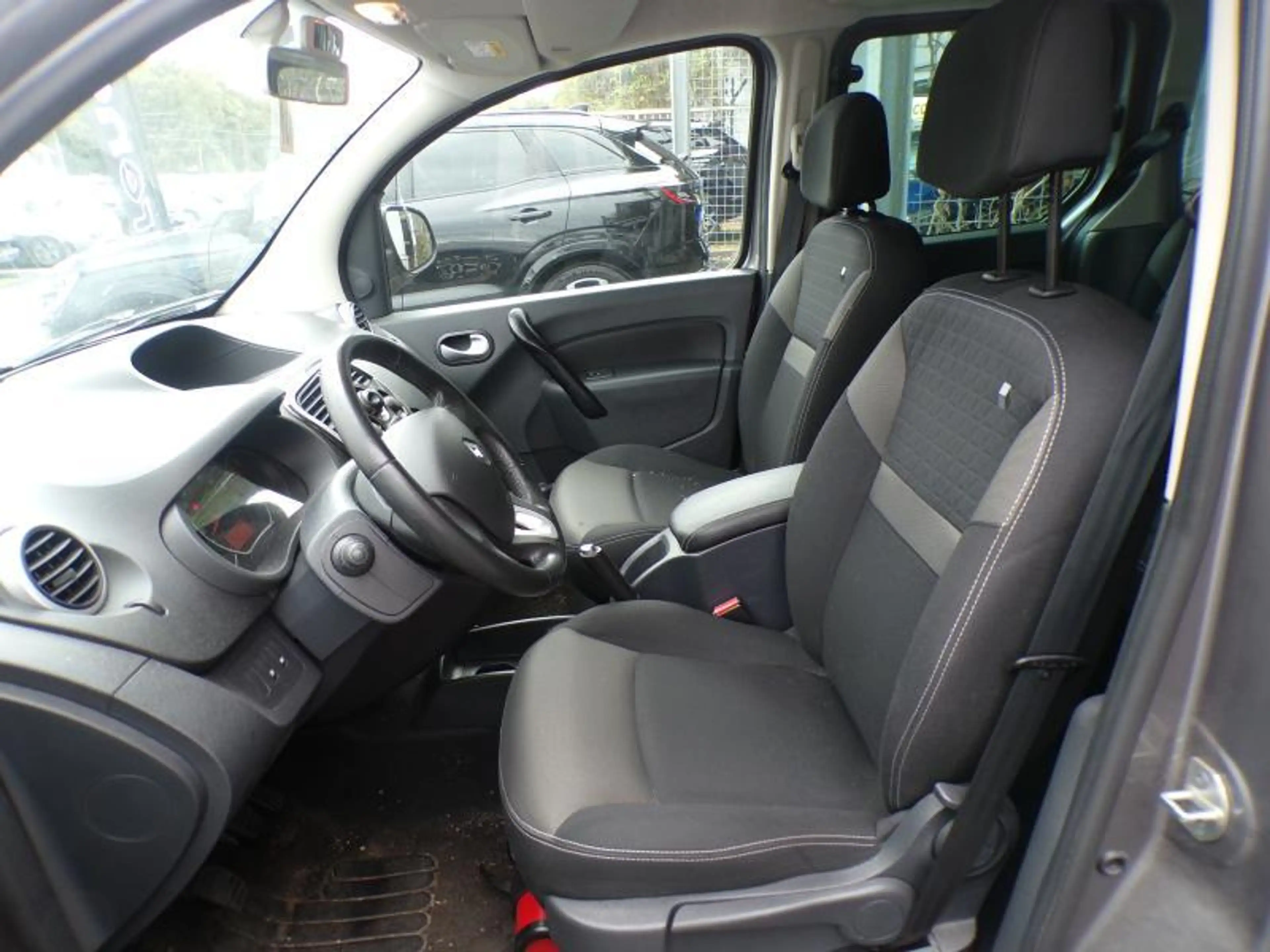 Renault Kangoo 1.5dCi 95cv Gris 10/20 34413km!!! Clim Radio CD — photo 7