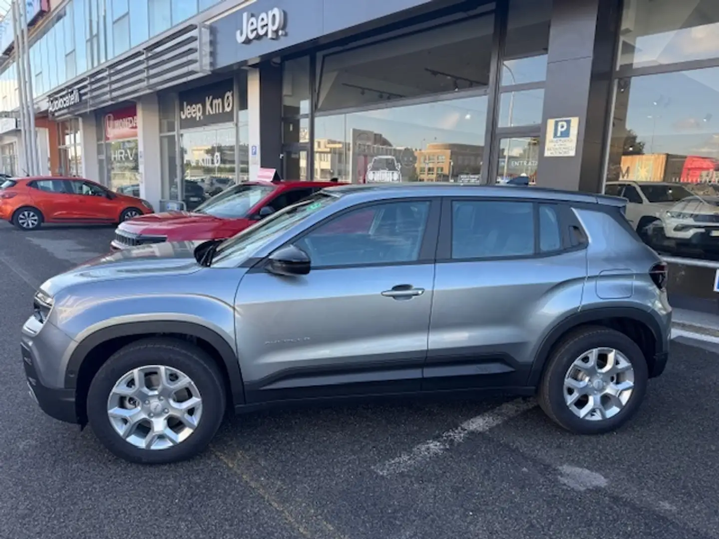 Jeep Avenger Full-Electric Altitude Gris - 2