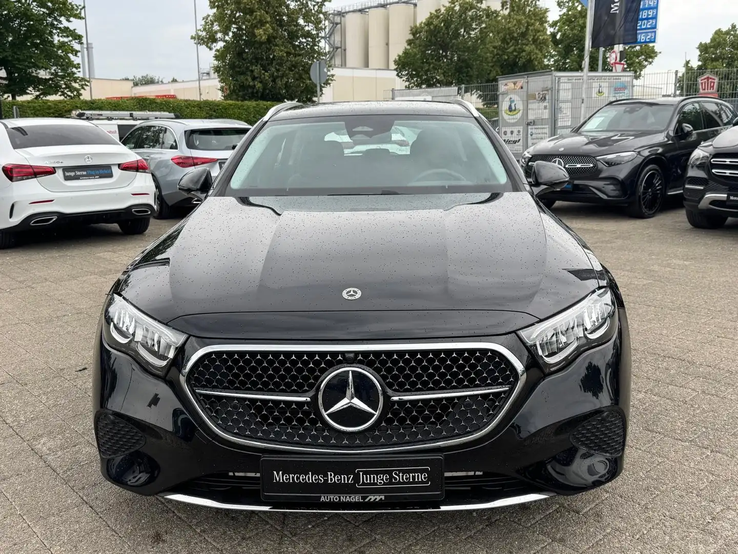 Mercedes-Benz E 220 Td Avantgarde Advanced*AHK*DISTR*Kamera*Key Schwarz - 2