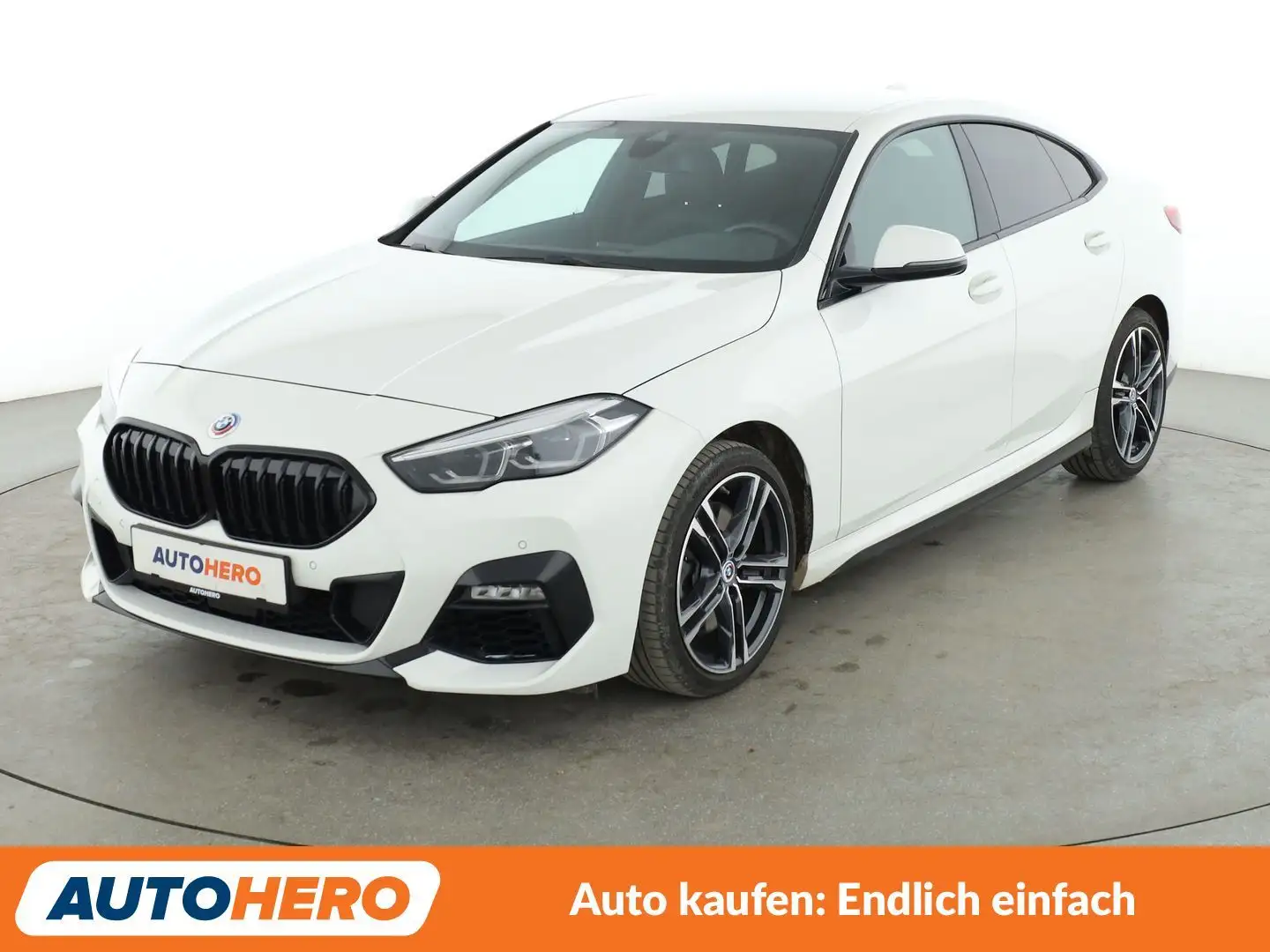 BMW 220 220i Gran Coupe M Sport Aut.*NAVI*TEMPO*LED*PDC* Weiß - 1