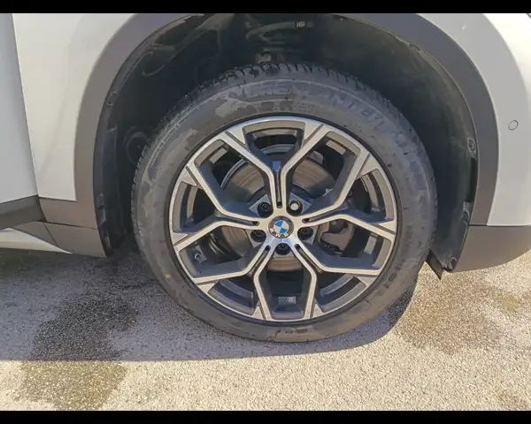 BMW X1 view 10