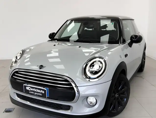 MINI Cooper D Cabrio Cooper 1.5 Cooper D Baker Street