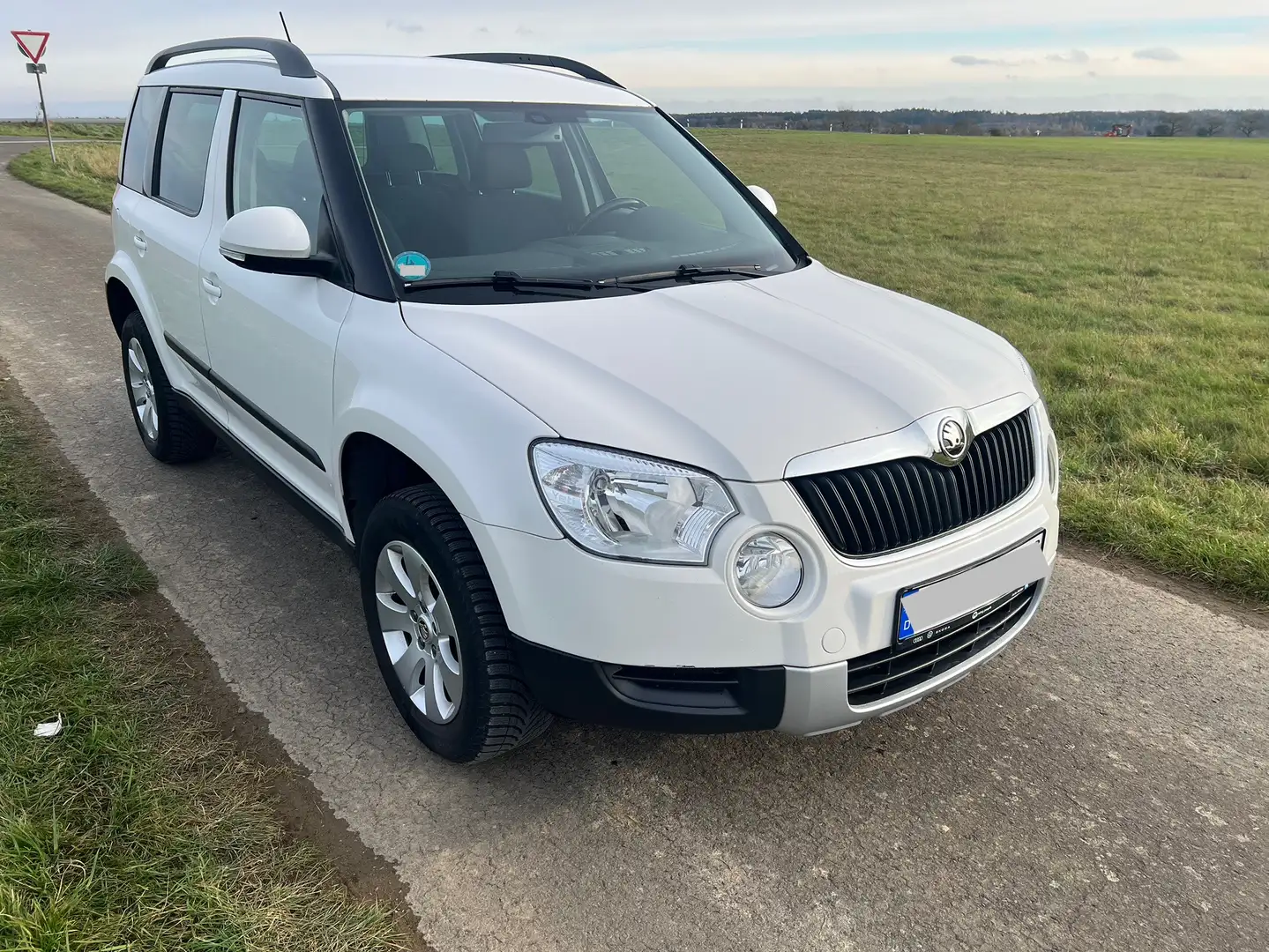 Skoda Yeti Ambition Plus Edition Weiß - 2