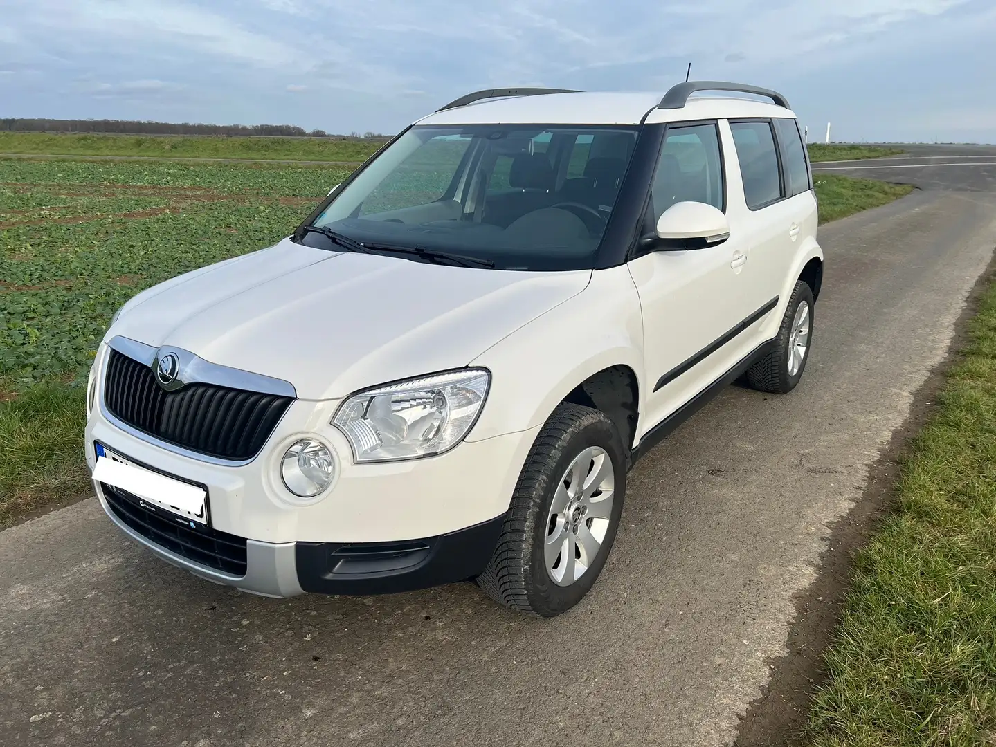 Skoda Yeti Ambition Plus Edition Weiß - 1