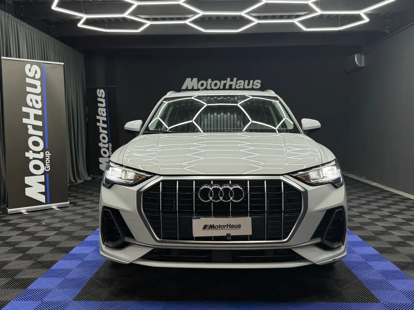 Audi Q3 35 2.0 tdi S line edition Bianco - 2