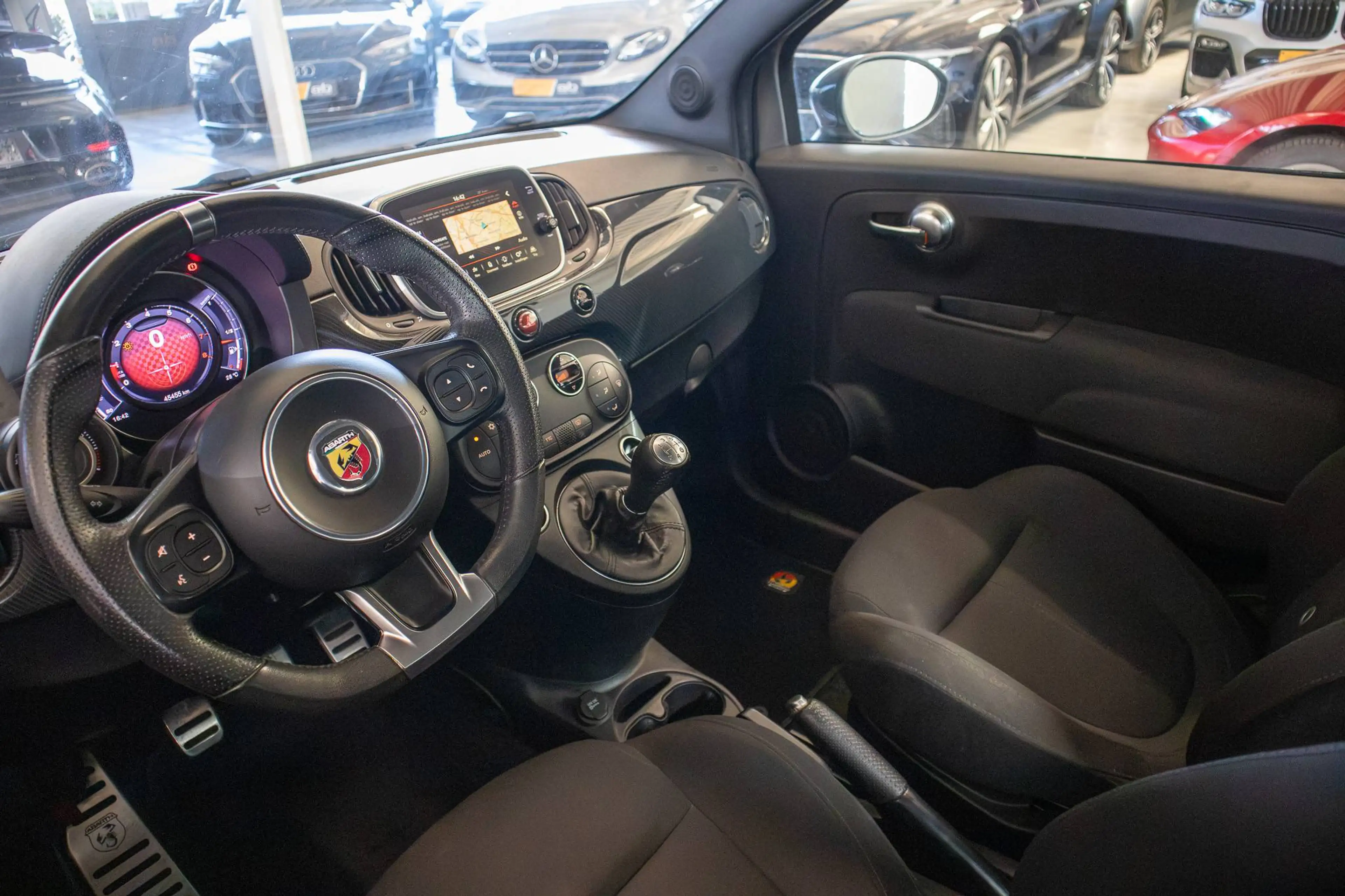 Abarth 595 PISTA, XENON, BLUETOOTH, APPLE/ANDROID, AIRCO, PDC — photo 7