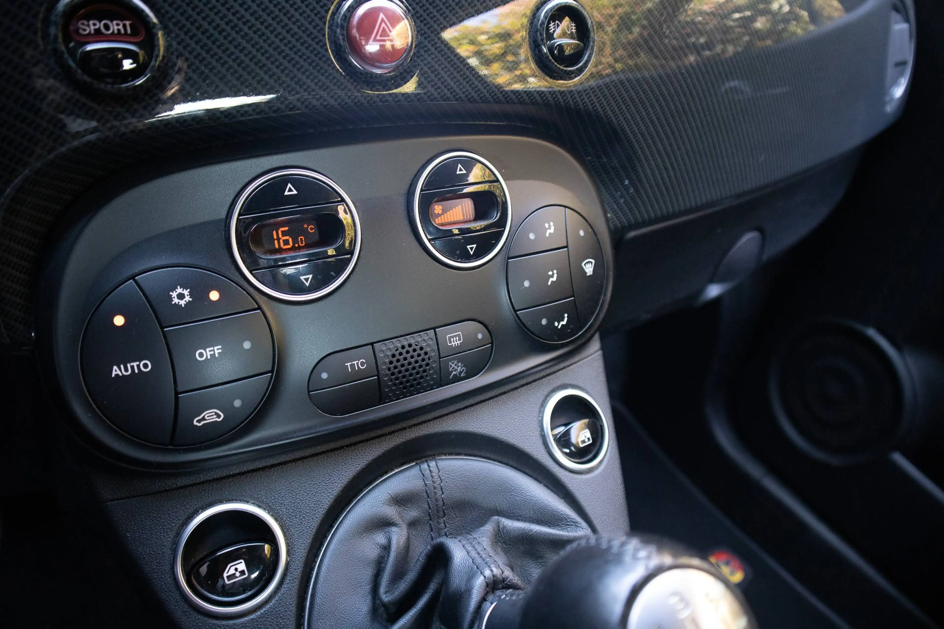 Abarth 595 PISTA, XENON, BLUETOOTH, APPLE/ANDROID, AIRCO, PDC — photo 15