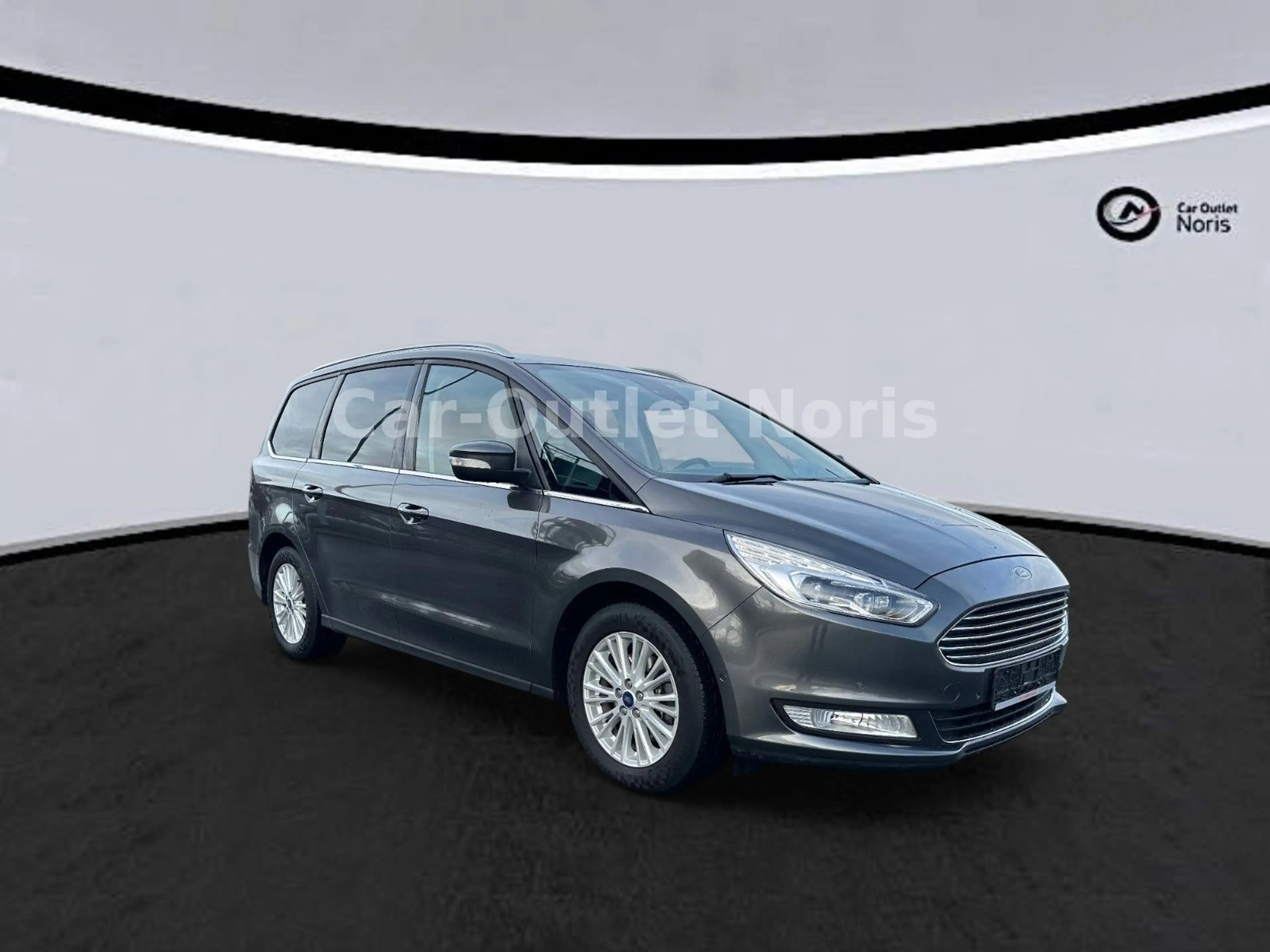 Ford Galaxy Titanium*AHKS*Massage+SBL*LED*ACC*7Sitzer — photo 4