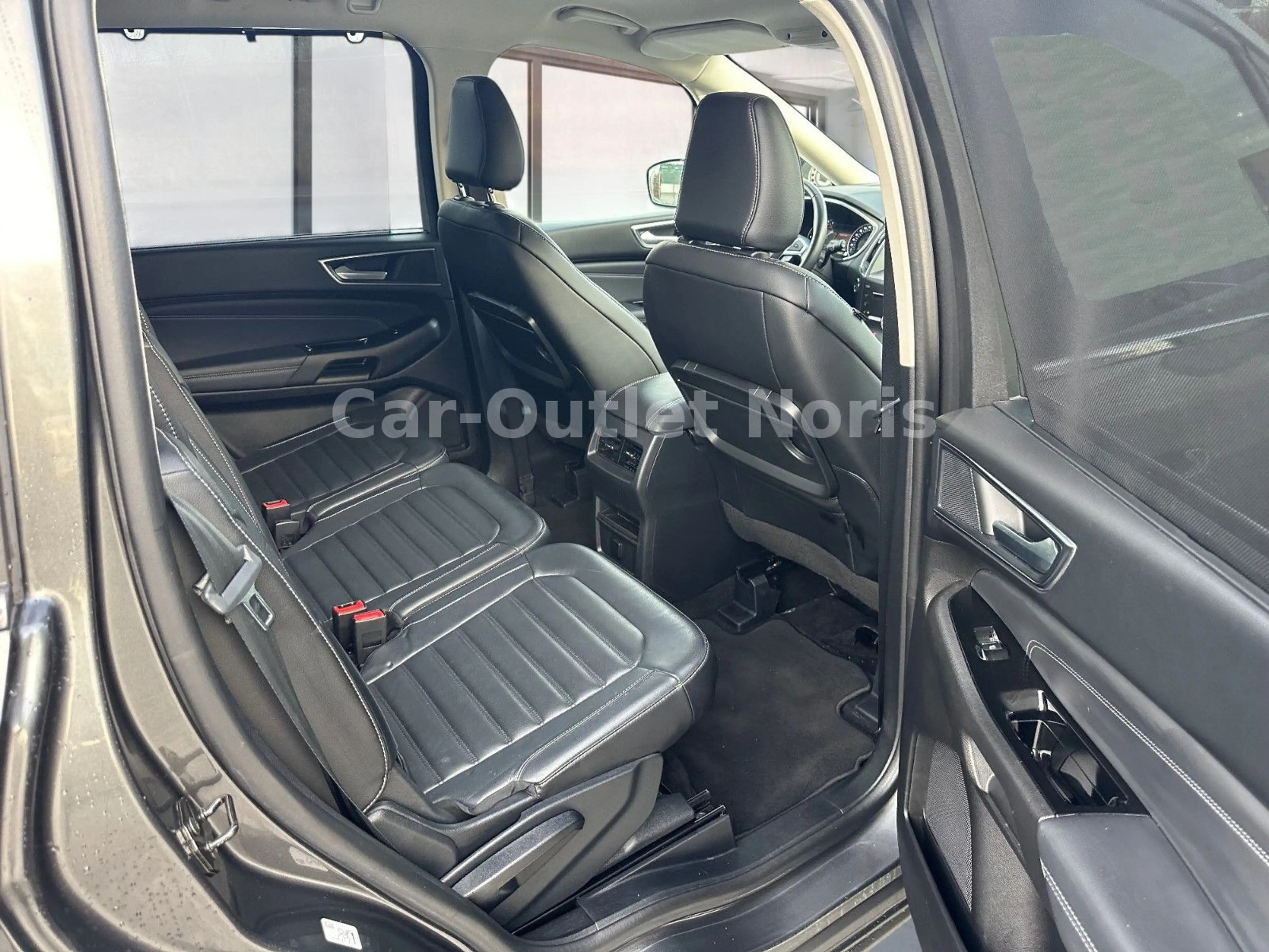 Ford Galaxy Titanium*AHKS*Massage+SBL*LED*ACC*7Sitzer — photo 14