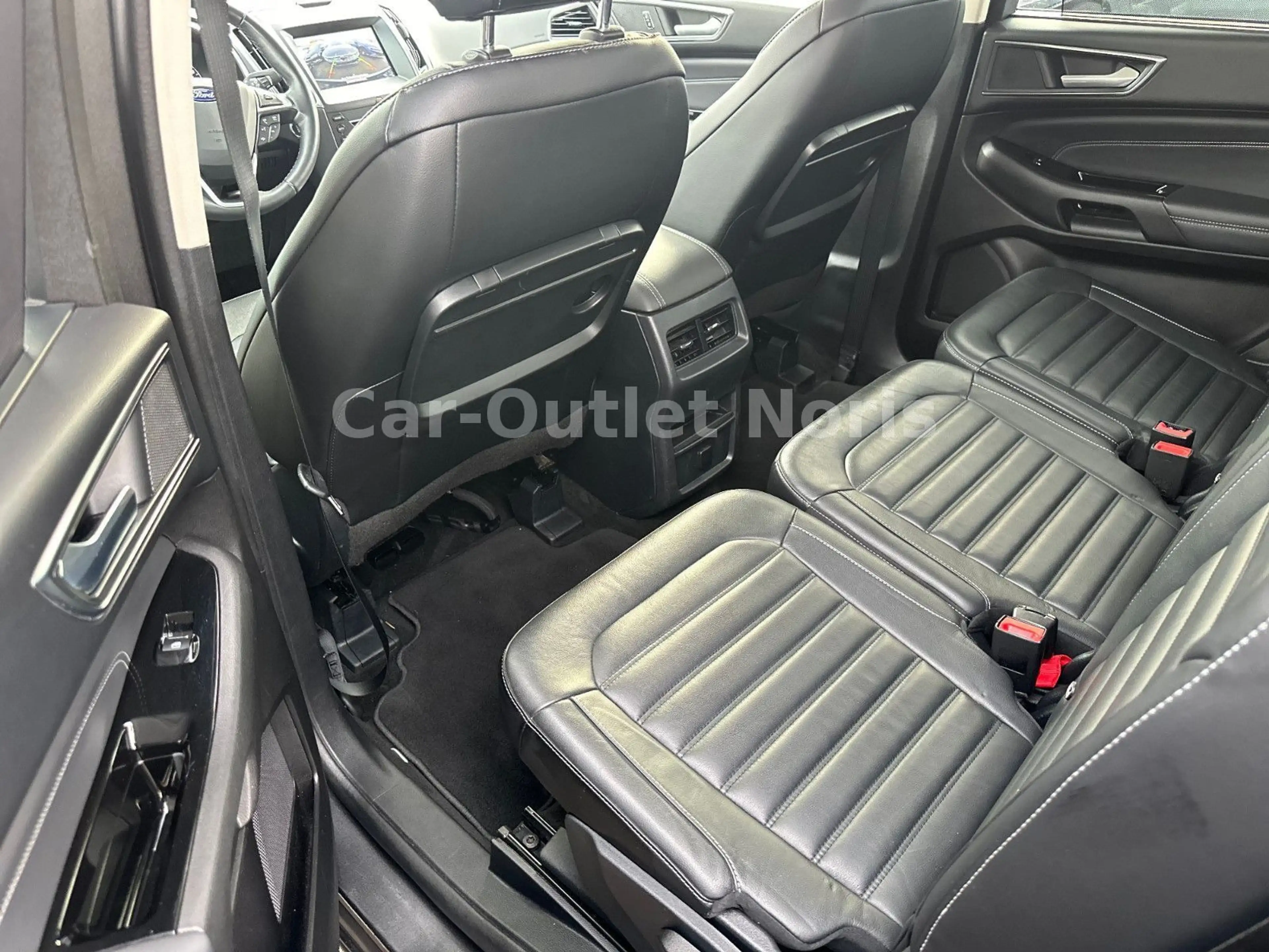 Ford Galaxy Titanium*AHKS*Massage+SBL*LED*ACC*7Sitzer — photo 8