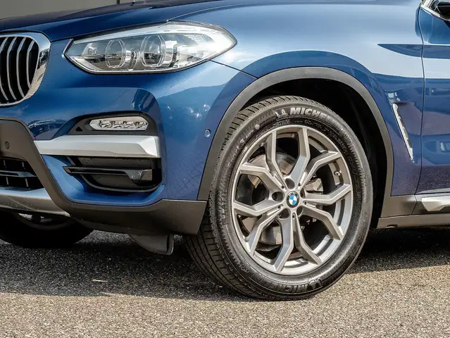 BMW X3 view 20