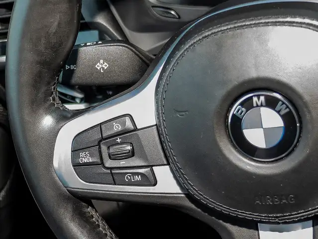 BMW X3 view 11