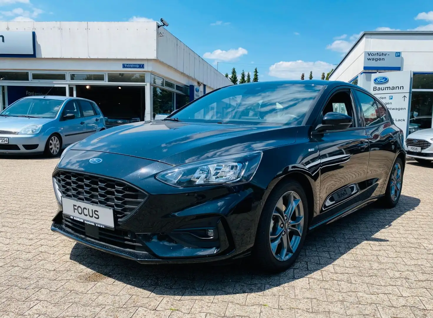 Ford Focus Lim. ST-Line*Navi*LED* Noir - 1