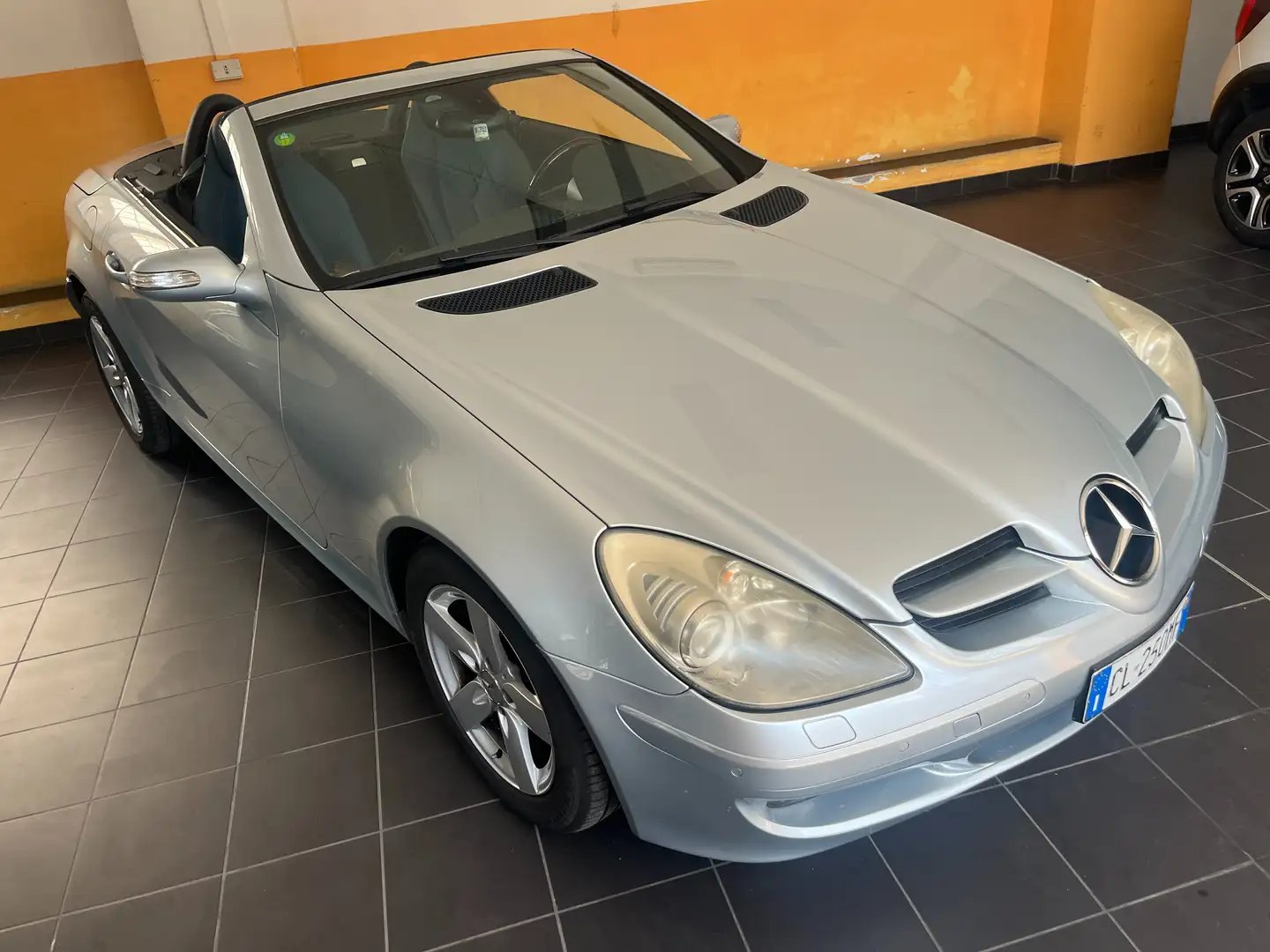Mercedes-Benz SLK 200 KOMPRESSOR 163 CV Argento - 2